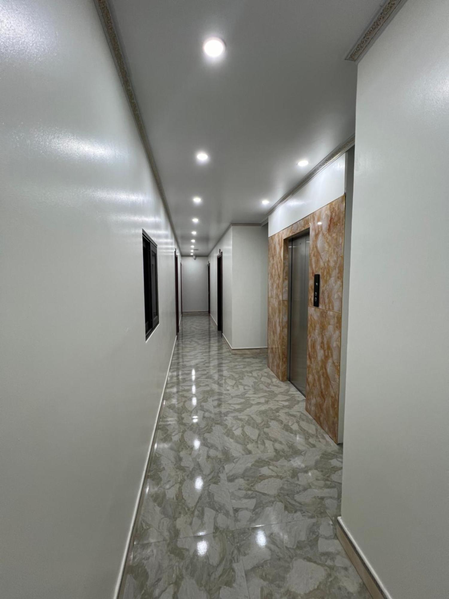 Phu Dat Hotel Донгван Экстерьер фото